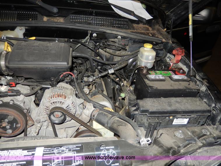 image for item I4480 2002 Jeep Liberty Sport SUV