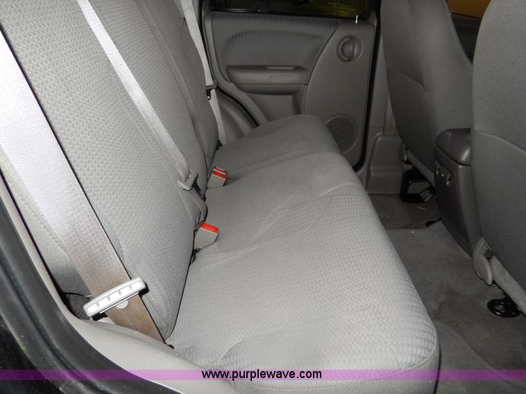 image for item I4480 2002 Jeep Liberty Sport SUV