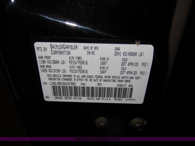 image for item I4480 2002 Jeep Liberty Sport SUV