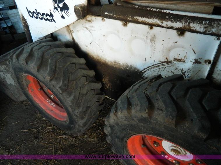 image for item AD9218 1977 Bobcat 720 skid steer