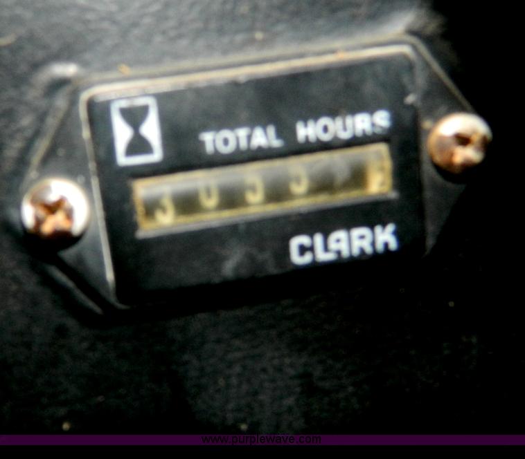 image for item AD9218 1977 Bobcat 720 skid steer