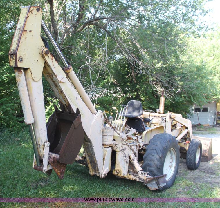 image for item AE9138 Allis Chalmers I40 backhoe loader