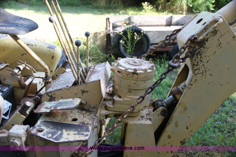 image for item AE9138 Allis Chalmers I40 backhoe loader