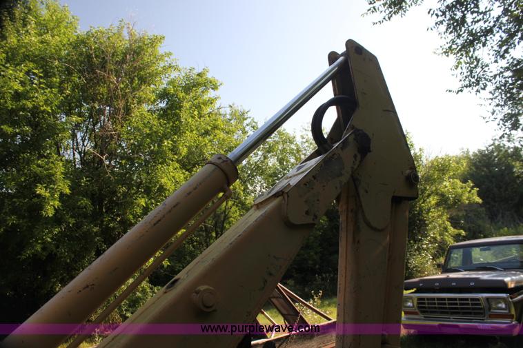 image for item AE9138 Allis Chalmers I40 backhoe loader