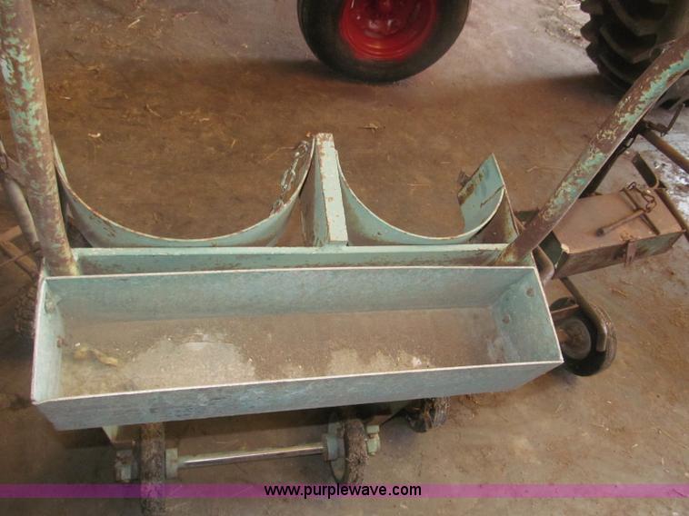 image for item AE9480 (3) portable torch carts