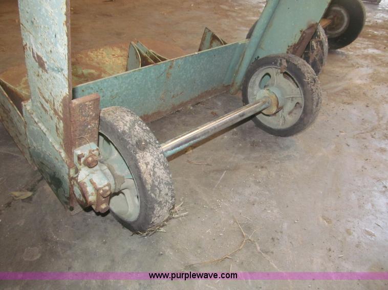 image for item AE9480 (3) portable torch carts