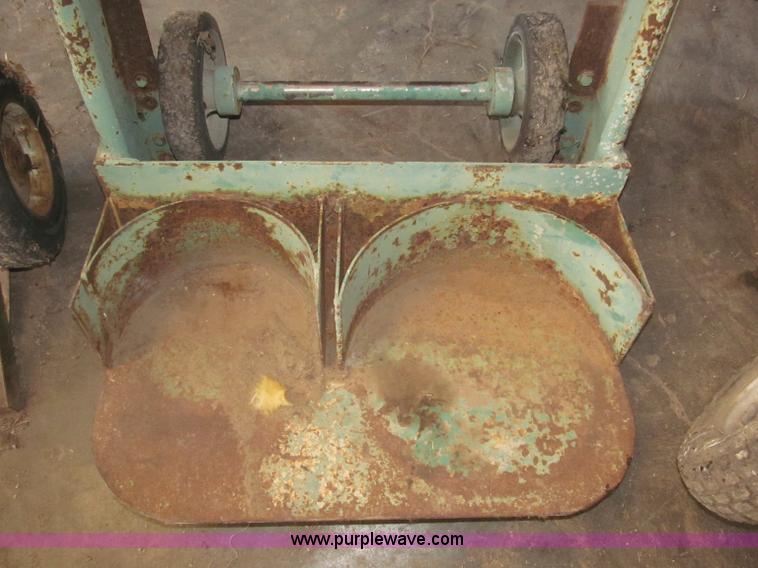 image for item AE9480 (3) portable torch carts