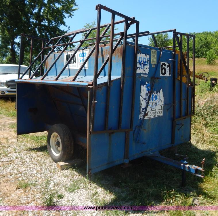 image for item AE9764 Portable creep feeder