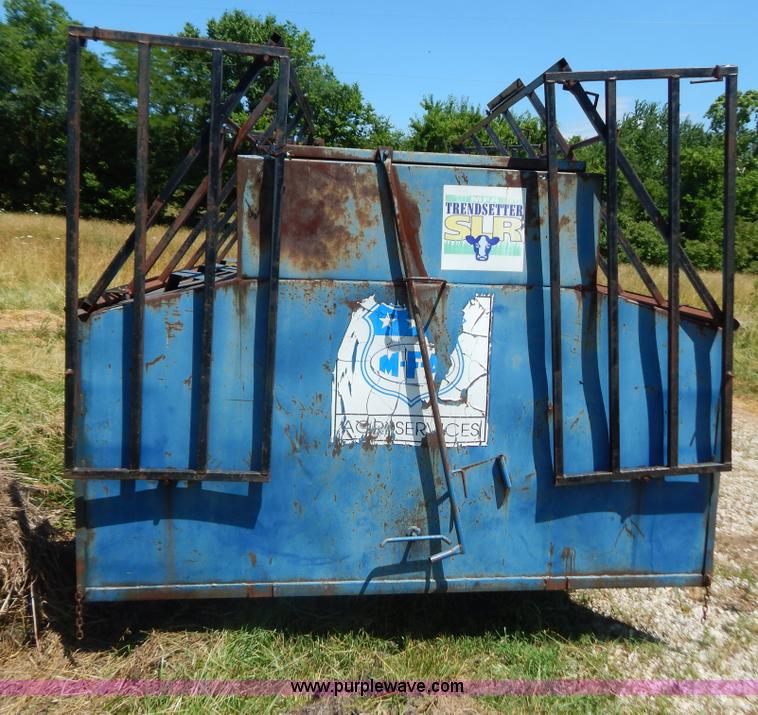 image for item AE9764 Portable creep feeder