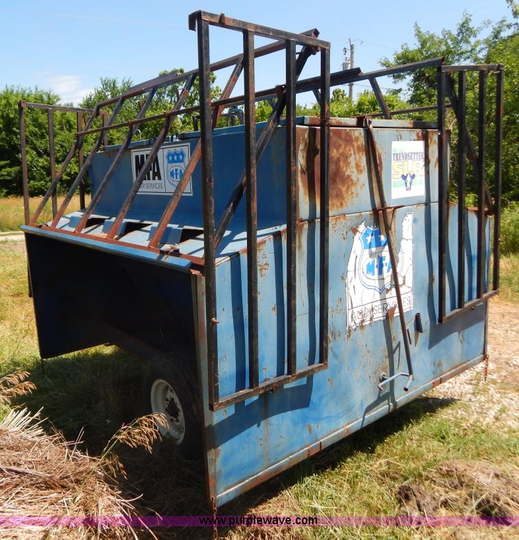 image for item AE9764 Portable creep feeder