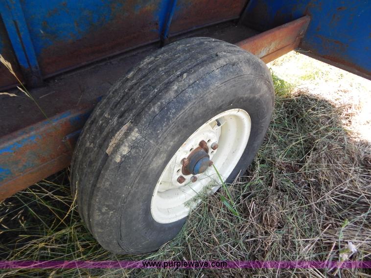 image for item AE9764 Portable creep feeder