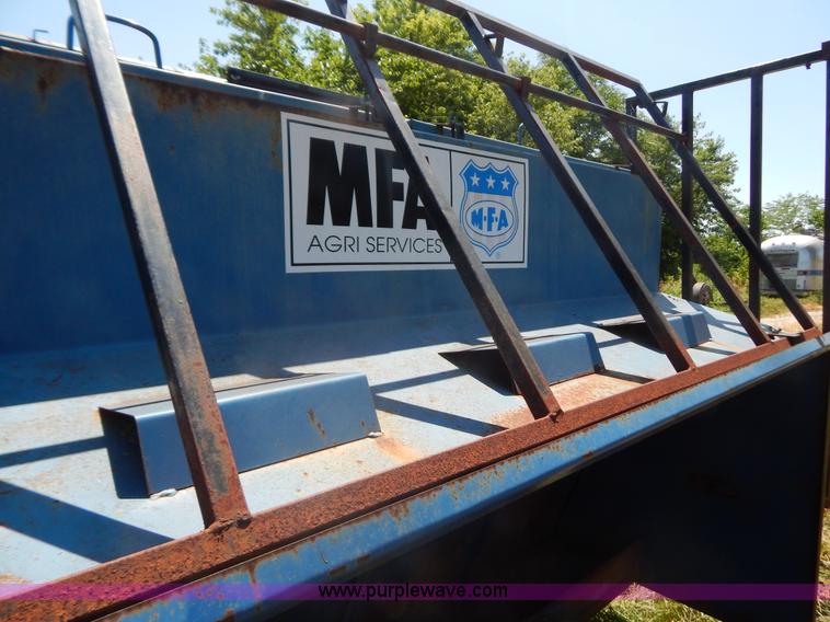 image for item AE9764 Portable creep feeder