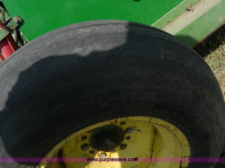 image for item D6001 John Deere two row ensilage cutter