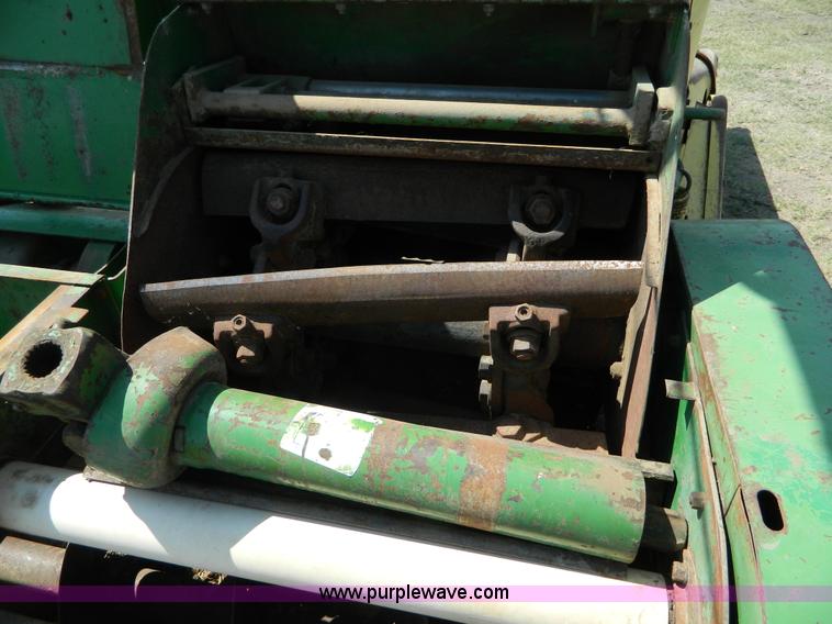 image for item D6001 John Deere two row ensilage cutter