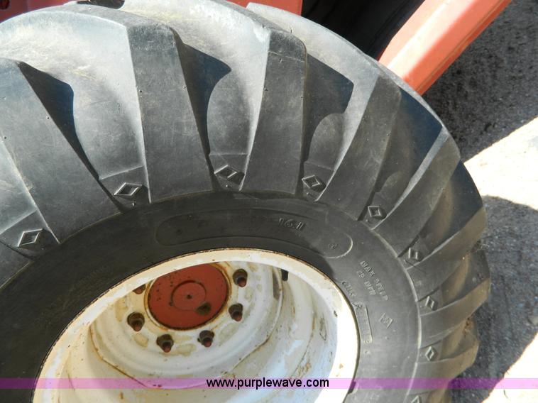 image for item D6007 1980 Hesston 6550 self-propelled swather