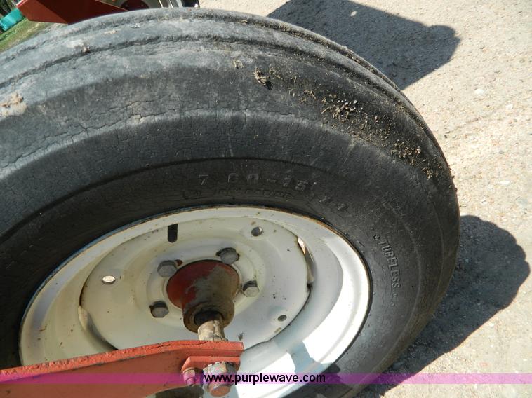 image for item D6007 1980 Hesston 6550 self-propelled swather