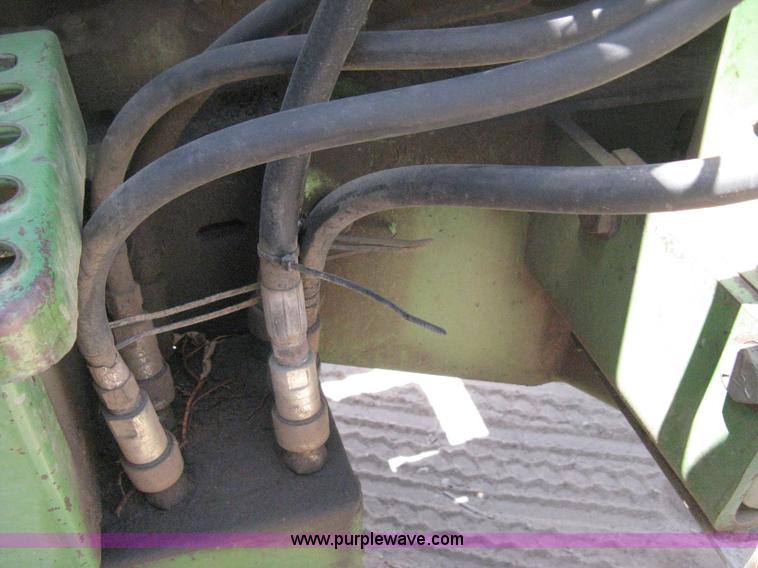 image for item D8465 1978 John Deere 4440 tractor