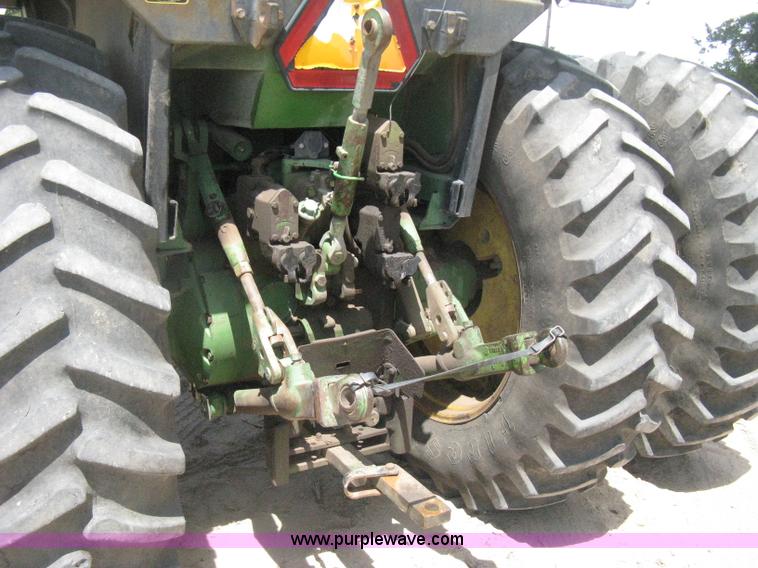 image for item D8465 1978 John Deere 4440 tractor