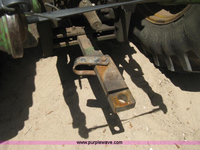 image for item D8465 1978 John Deere 4440 tractor