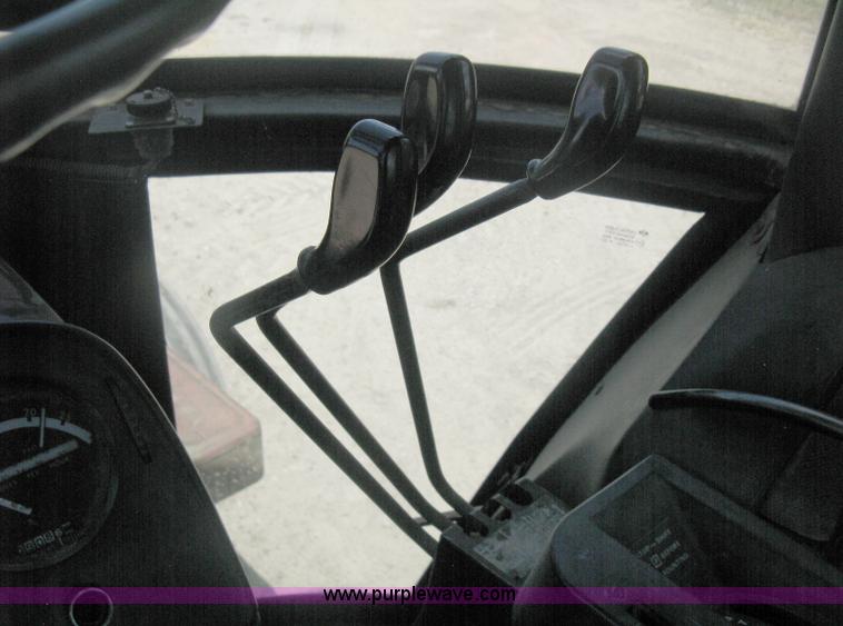 image for item D8465 1978 John Deere 4440 tractor