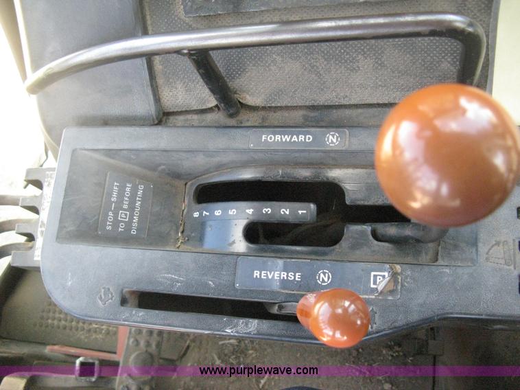 image for item D8465 1978 John Deere 4440 tractor