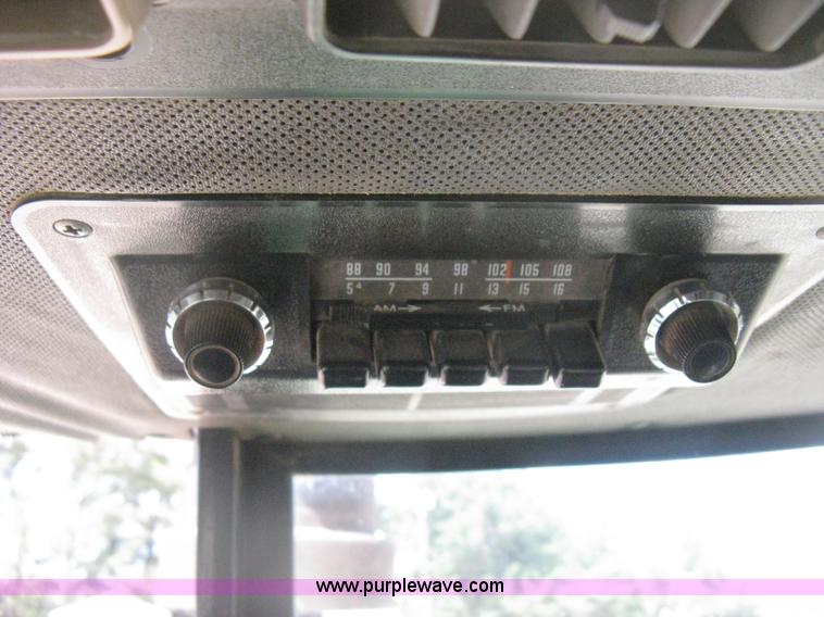 image for item D8465 1978 John Deere 4440 tractor