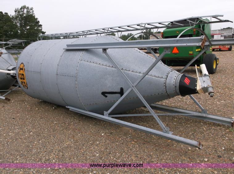 image for item F3229 Grain bin