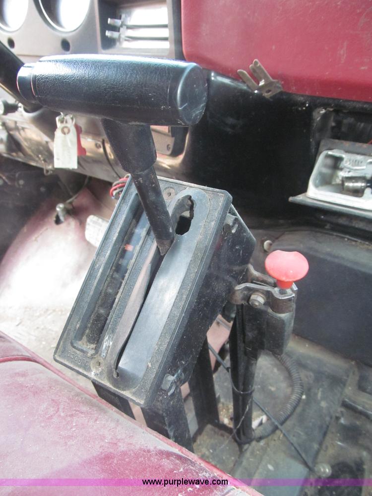 image for item F7046 1979 Chevrolet Scottsdale C70 grain truck