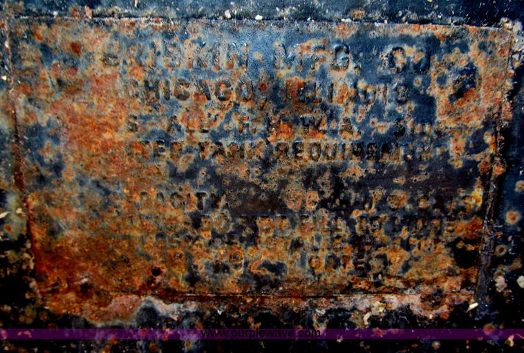 image for item F7046 1979 Chevrolet Scottsdale C70 grain truck