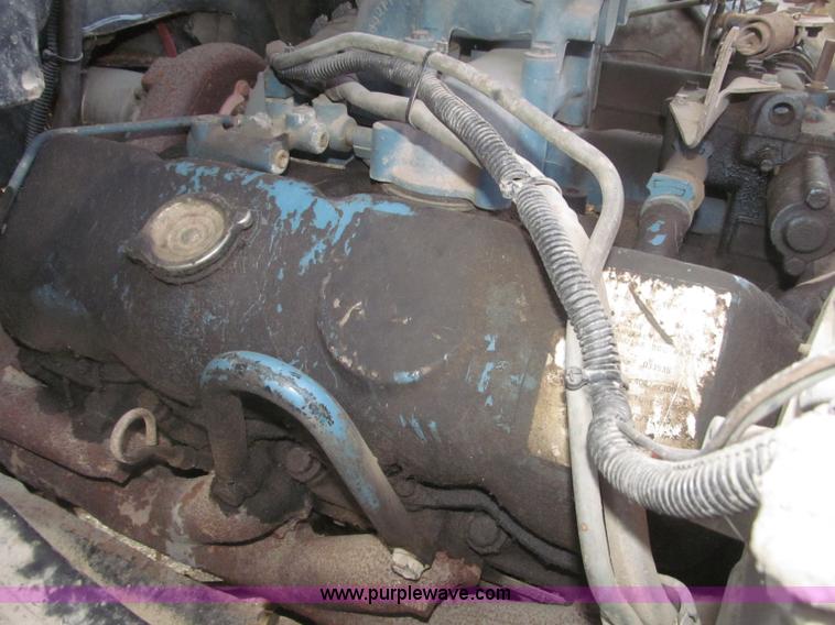 image for item F7046 1979 Chevrolet Scottsdale C70 grain truck