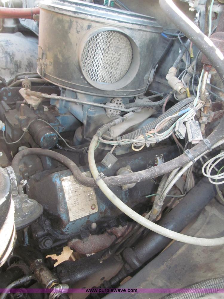 image for item F7046 1979 Chevrolet Scottsdale C70 grain truck