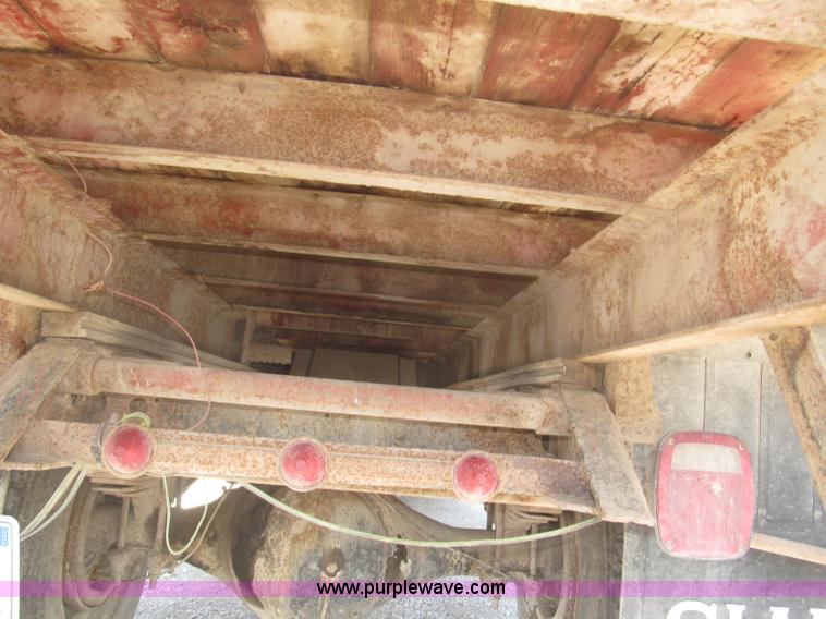 image for item F7046 1979 Chevrolet Scottsdale C70 grain truck