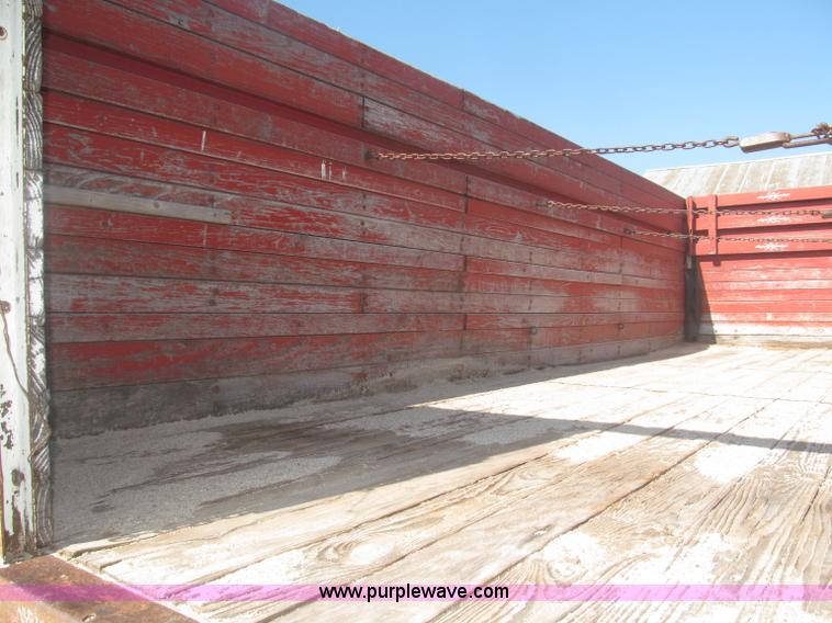 image for item F7046 1979 Chevrolet Scottsdale C70 grain truck