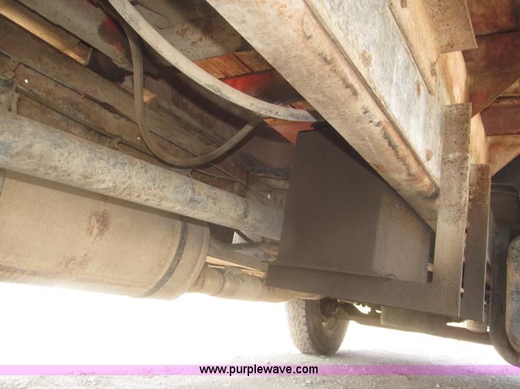 image for item F7046 1979 Chevrolet Scottsdale C70 grain truck