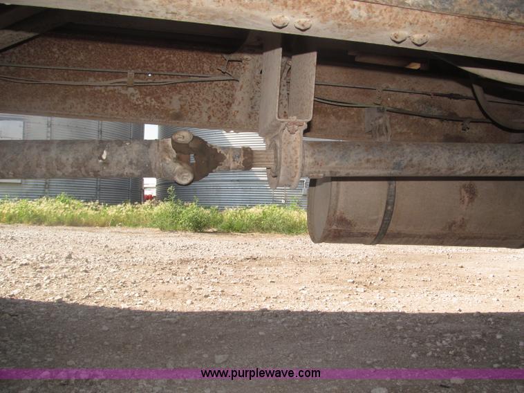 image for item F7046 1979 Chevrolet Scottsdale C70 grain truck