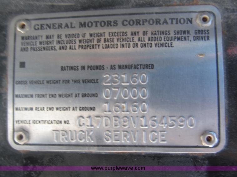 image for item F7046 1979 Chevrolet Scottsdale C70 grain truck