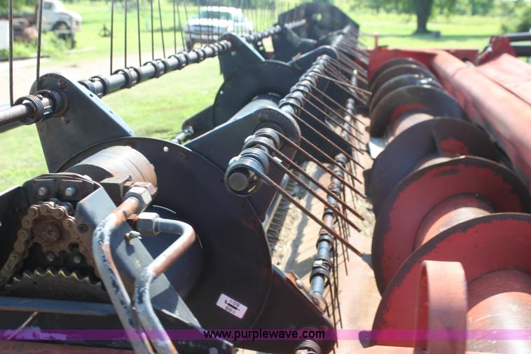 image for item G4030 1990 MacDon 7000 self-propelled swather