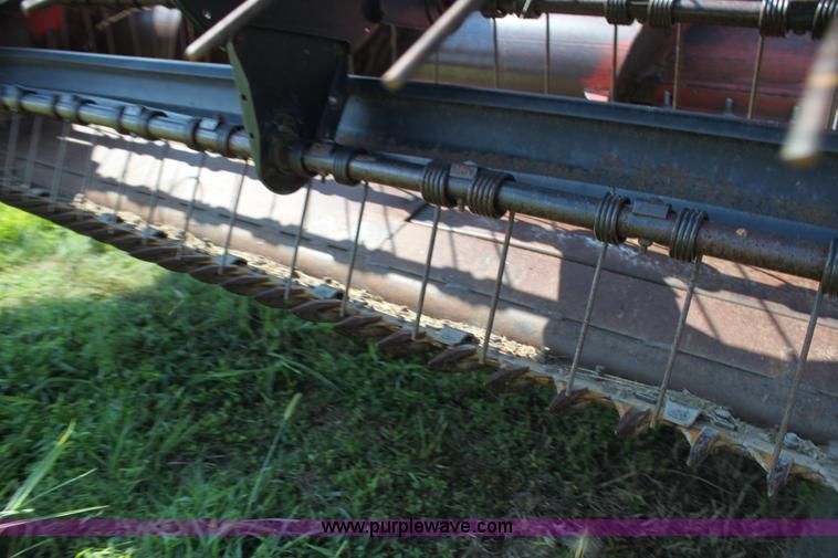 image for item G4030 1990 MacDon 7000 self-propelled swather