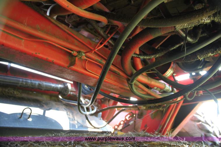 image for item G4030 1990 MacDon 7000 self-propelled swather