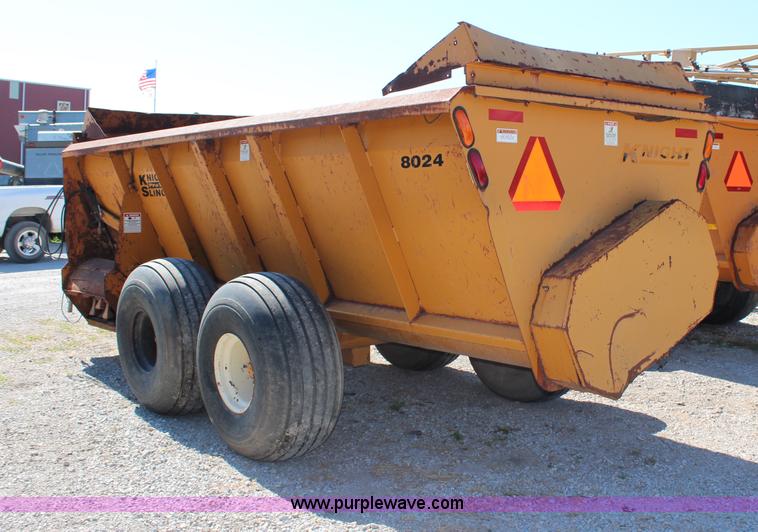 image for item G5065 2001 Knight 8024 Pro Twin Slinger manure spreader