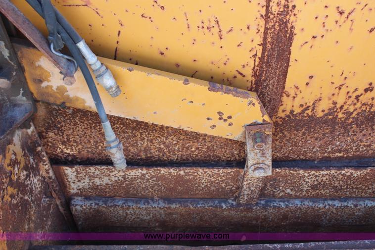 image for item G5065 2001 Knight 8024 Pro Twin Slinger manure spreader