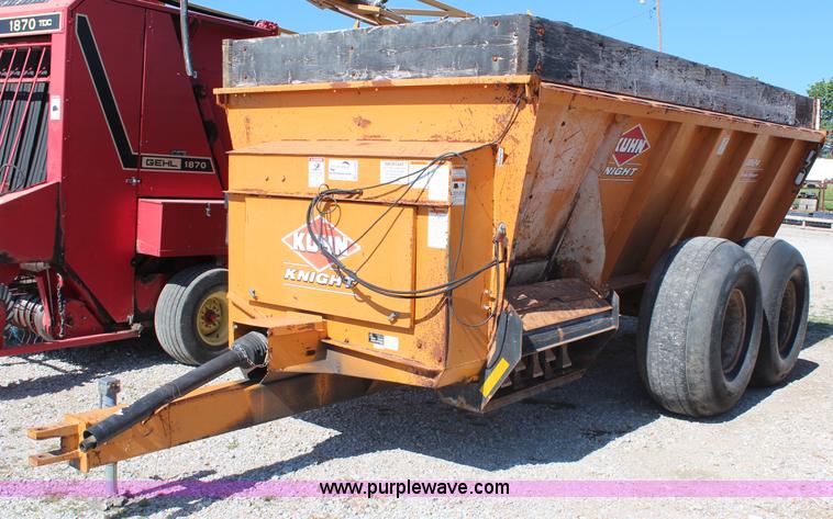 image for item G5066 2007 Knight 8124 Pro Twin Slinger manure spreader