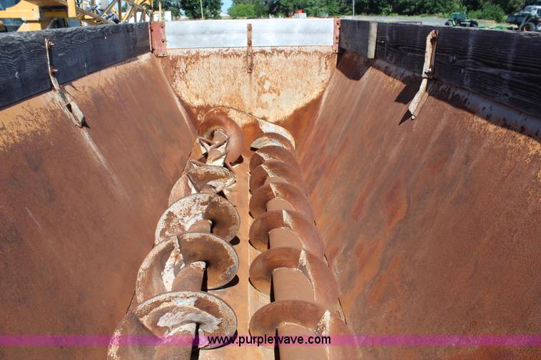 image for item G5066 2007 Knight 8124 Pro Twin Slinger manure spreader