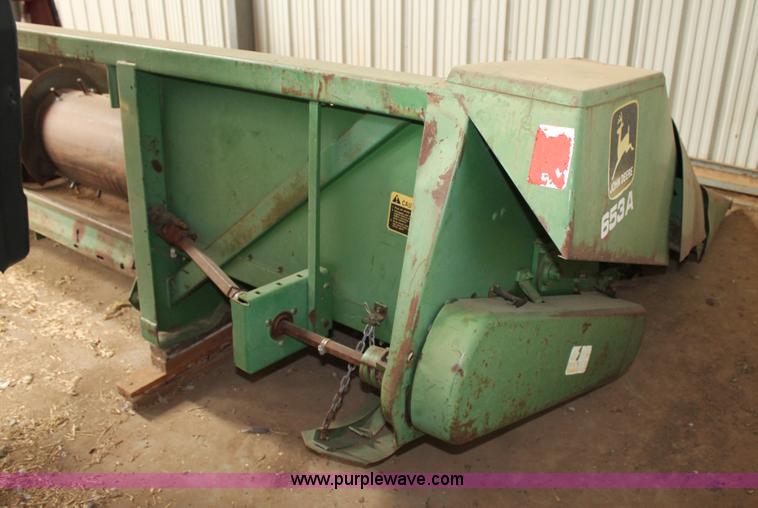 image for item G5775 John Deere 653A six row head