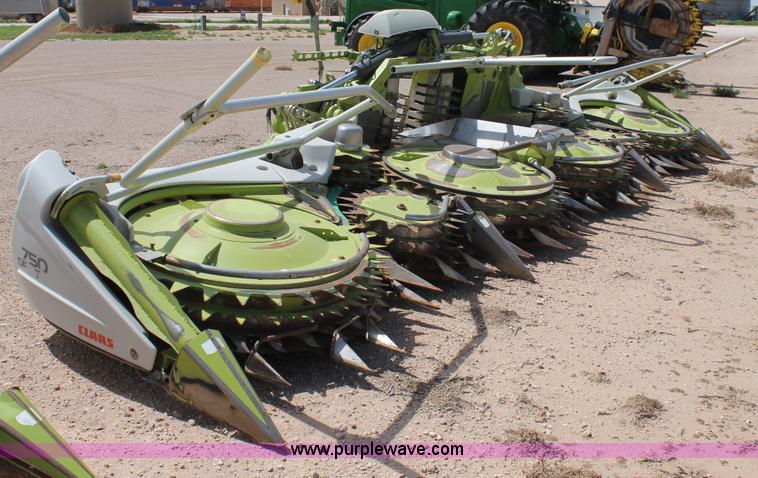 image for item G5785 2009 Claas Orbis 750 PRO row crop head