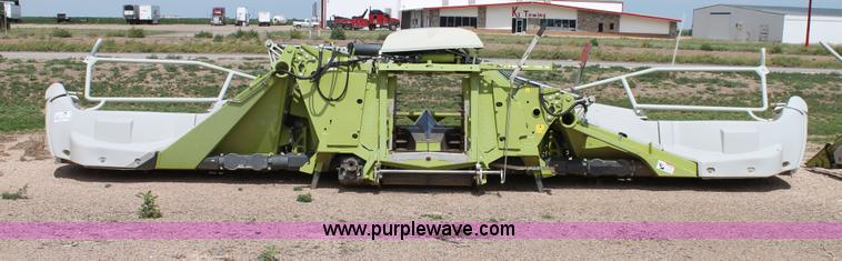 image for item G5785 2009 Claas Orbis 750 PRO row crop head