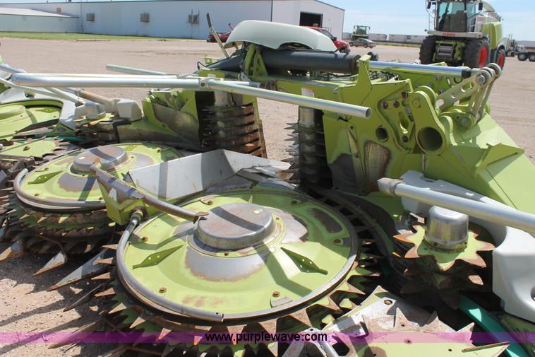 image for item G5785 2009 Claas Orbis 750 PRO row crop head