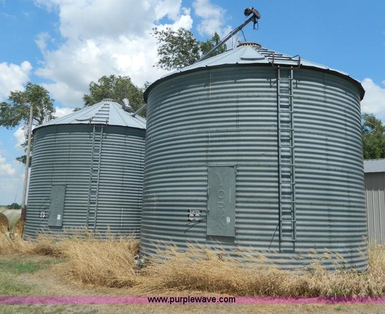image for item G7540 (2) York galvanized grain bins