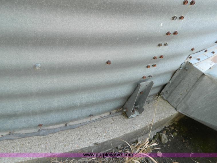 image for item G7540 (2) York galvanized grain bins