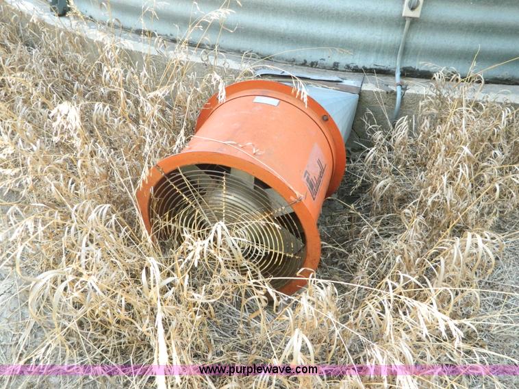 image for item G7540 (2) York galvanized grain bins